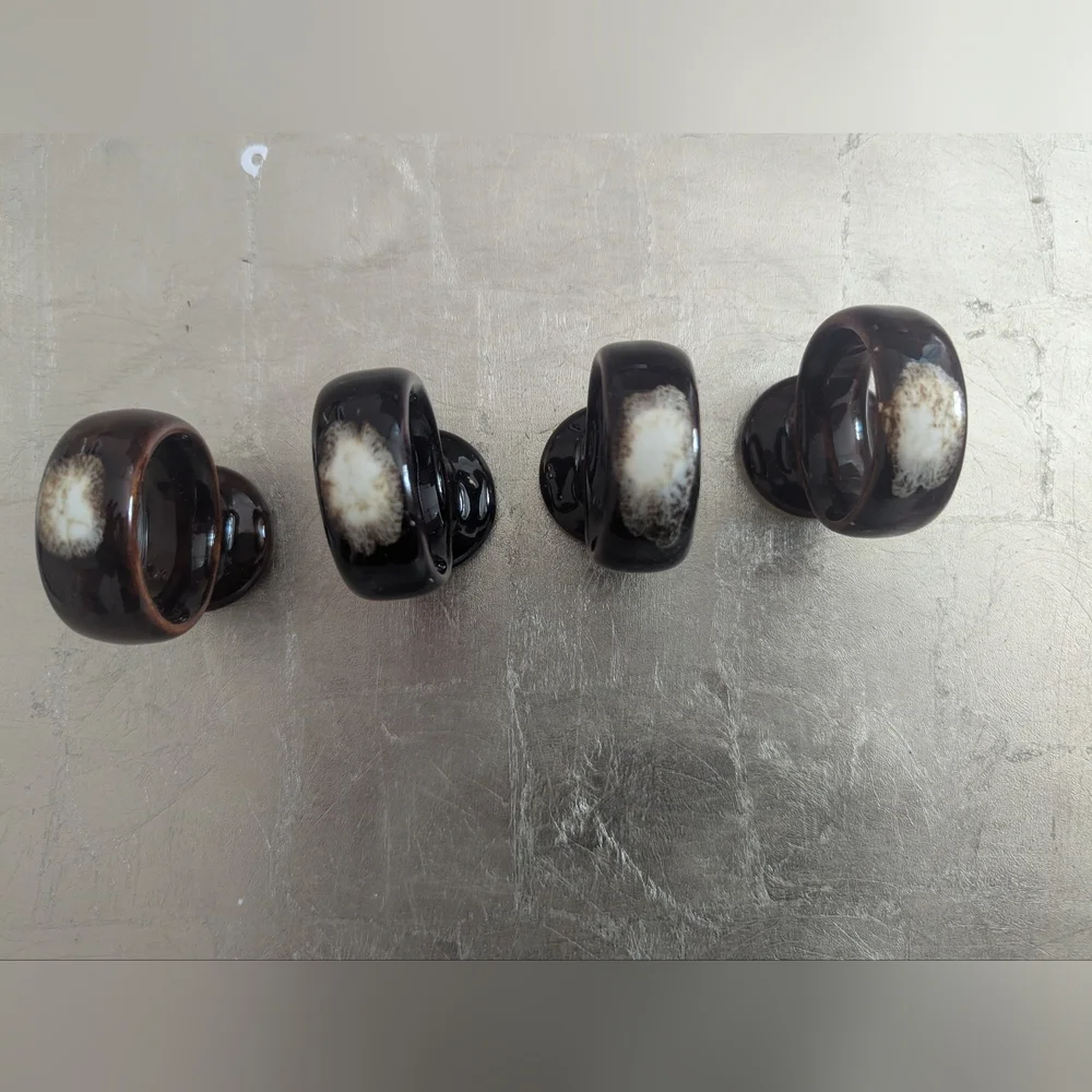 Pfaltzgraff Dark Brown Napkin Ring Set